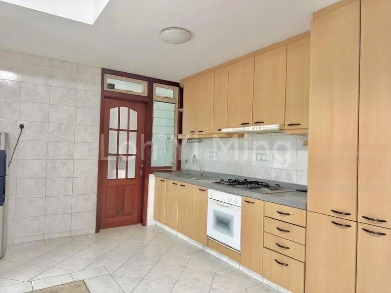 1 Bed Condo for Rent in  Northvale - Image 2